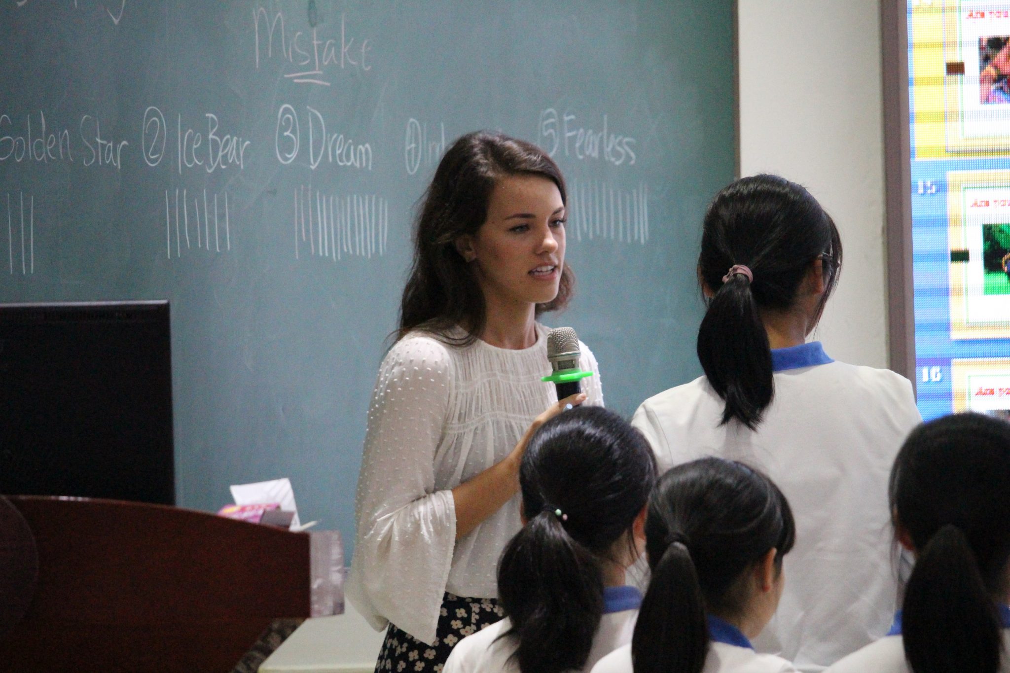 , Being A Teacher in Chinese Schools, SDE Seadragon Education