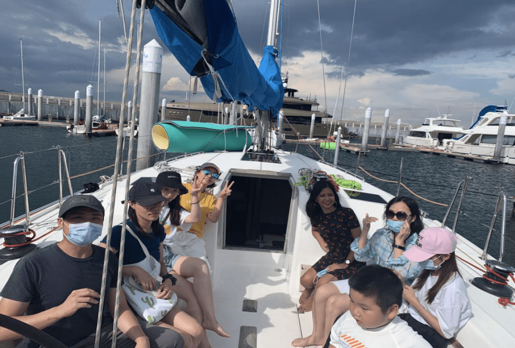 , Sail away with SDE team building, SDE Seadragon Education