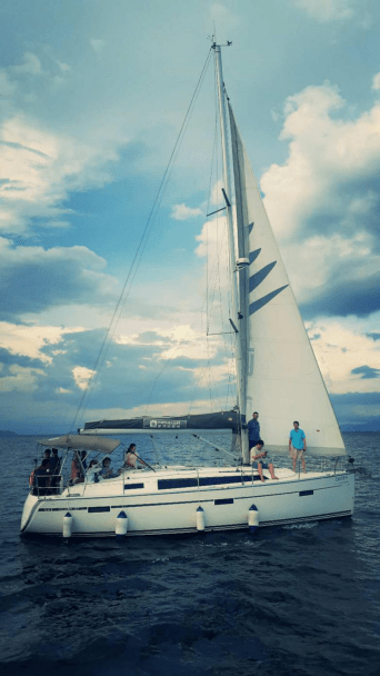 , Sail away with SDE team building, SDE Seadragon Education